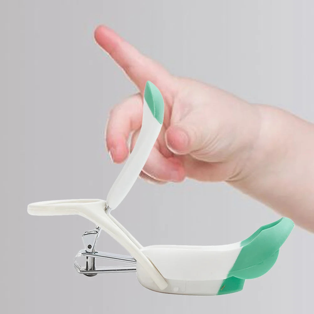 Baby Nail Cutter With Magnifying Glass