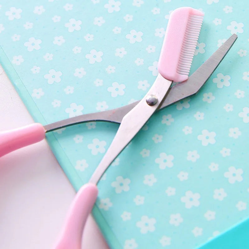 Eyebrow Shaping Scissor With Comb