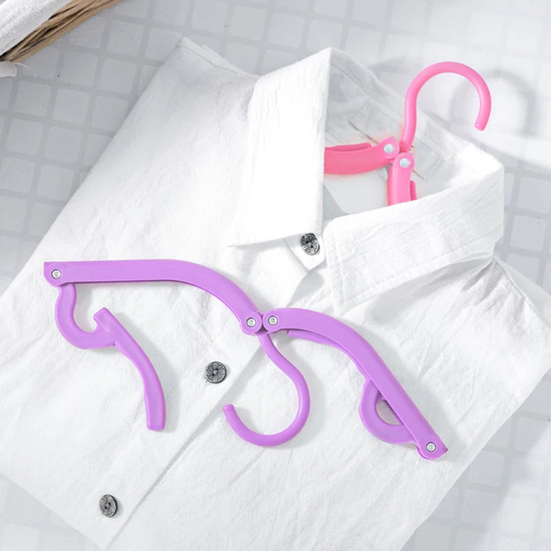 Space-Saving Travel Clothes Hanger Set (6 Pcs)