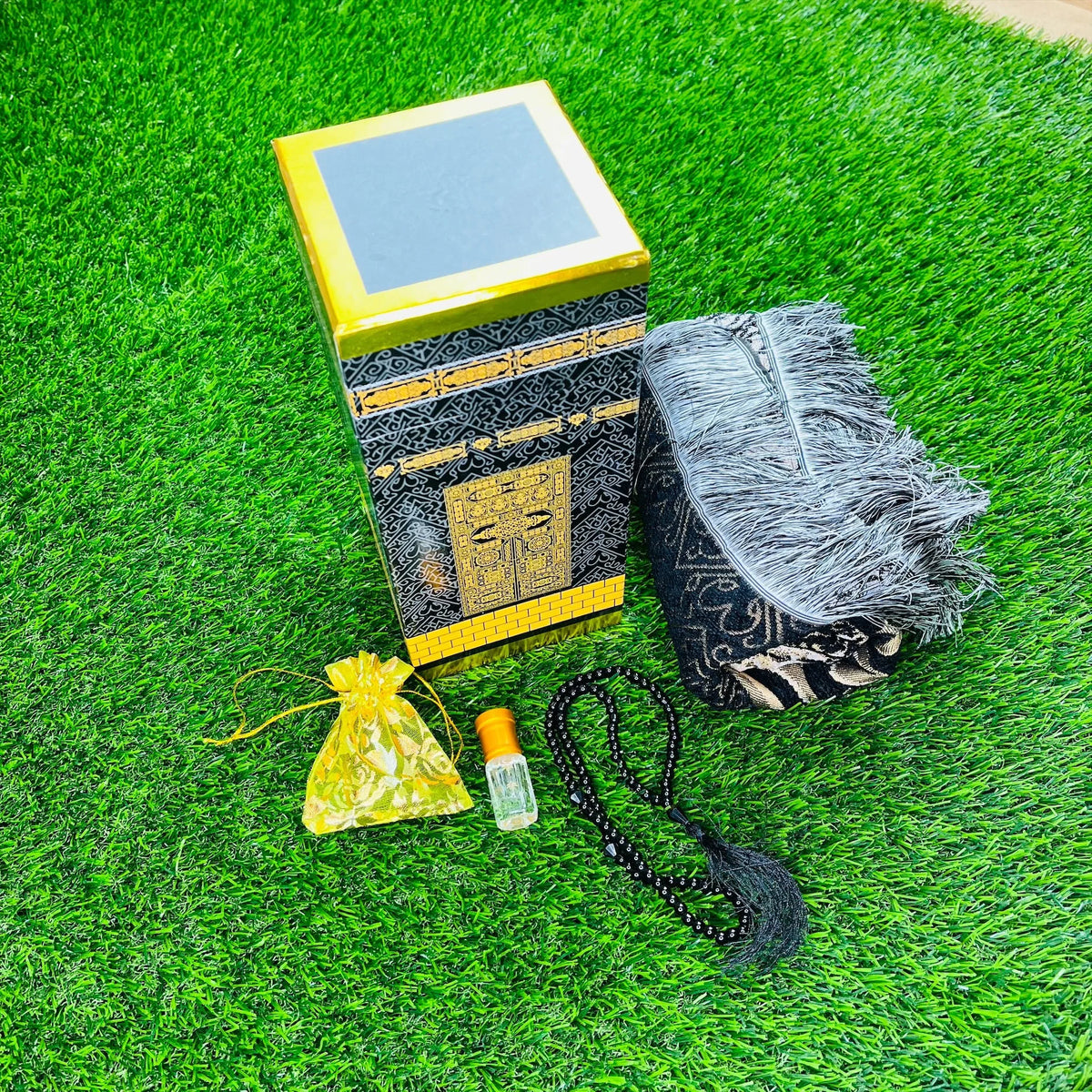 Kaaba Boxed Salah Mat With Attar Tasbeeh