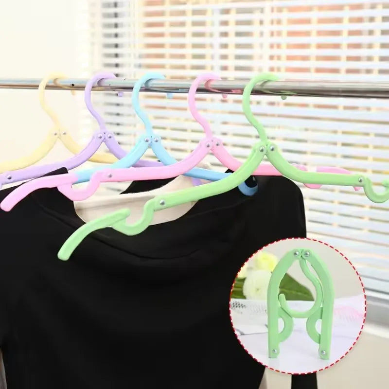 Space-Saving Travel Clothes Hanger Set (6 Pcs)